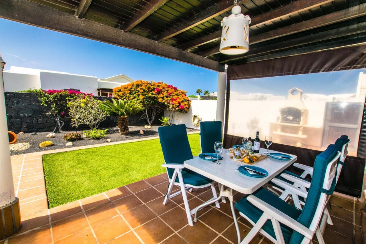 216 - Villa Helena By Villas Now Ltd Playa Blanca  Exterior photo