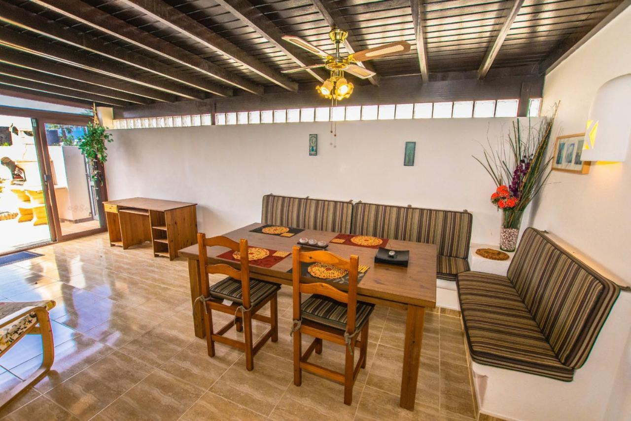 216 - Villa Helena By Villas Now Ltd Playa Blanca  Exterior photo